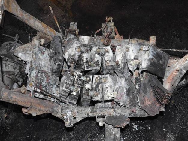 鋰電池燃燒產生氟化氫　專家：吸入過量恐引發肺炎