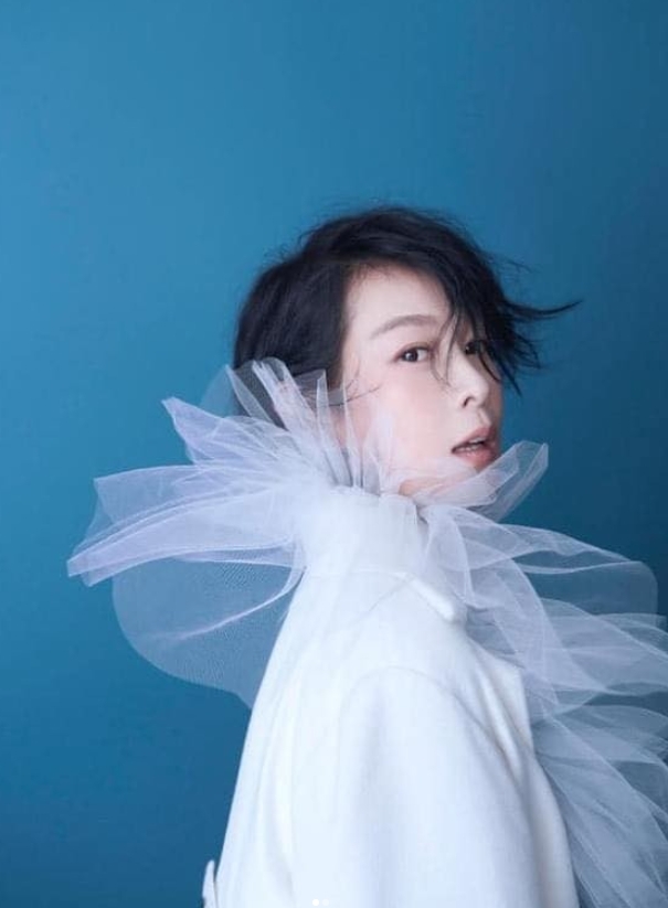 路上「買菜阿姨」竟是劉若英!54歲素顏真面目「無濾鏡輸出」網嚇壞