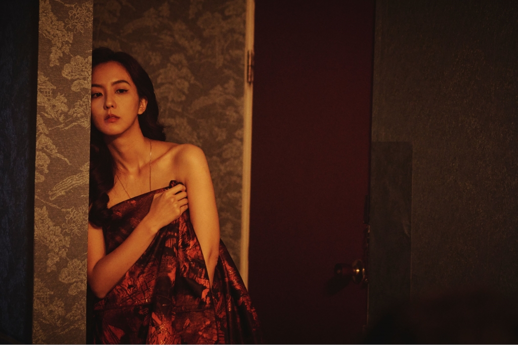 周曉涵《商魂》大尺度床戲遭外婆批「丟臉丟到外國」 親揭祖孫私下感情