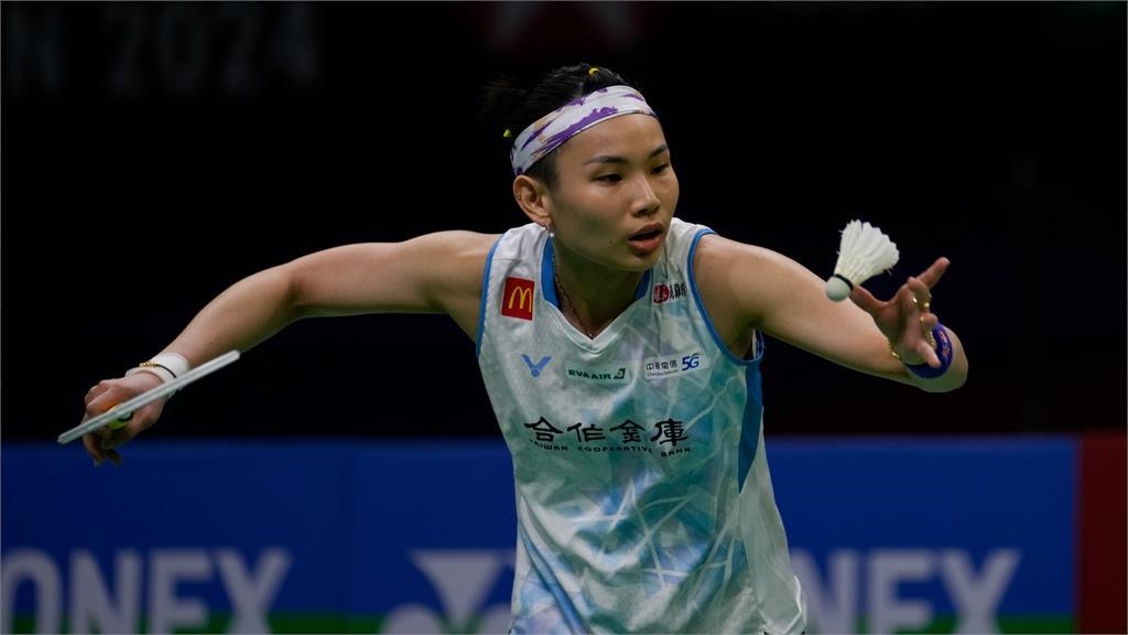 影／魔術神手！戴資穎全英賽「超狂一揮」擋下殺球　BWF激讚：快如閃電