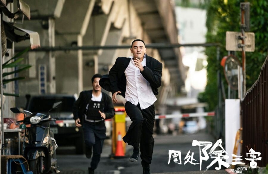 《周處除三害》王淨「刮鬍刀拿反」惹哭阮經天！網一看全笑瘋：好出戲