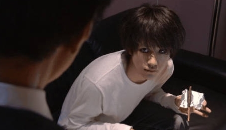 不是潘瑋柏!余祥銓暴瘦一圈「帥成《死亡筆記本》L」網瘋掉:真的有像