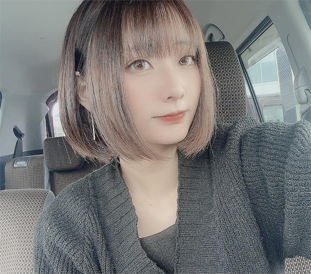 日本正妹扮《芙莉蓮》尤貝爾100%神還原!SSR身材「誠意超標」網瘋看