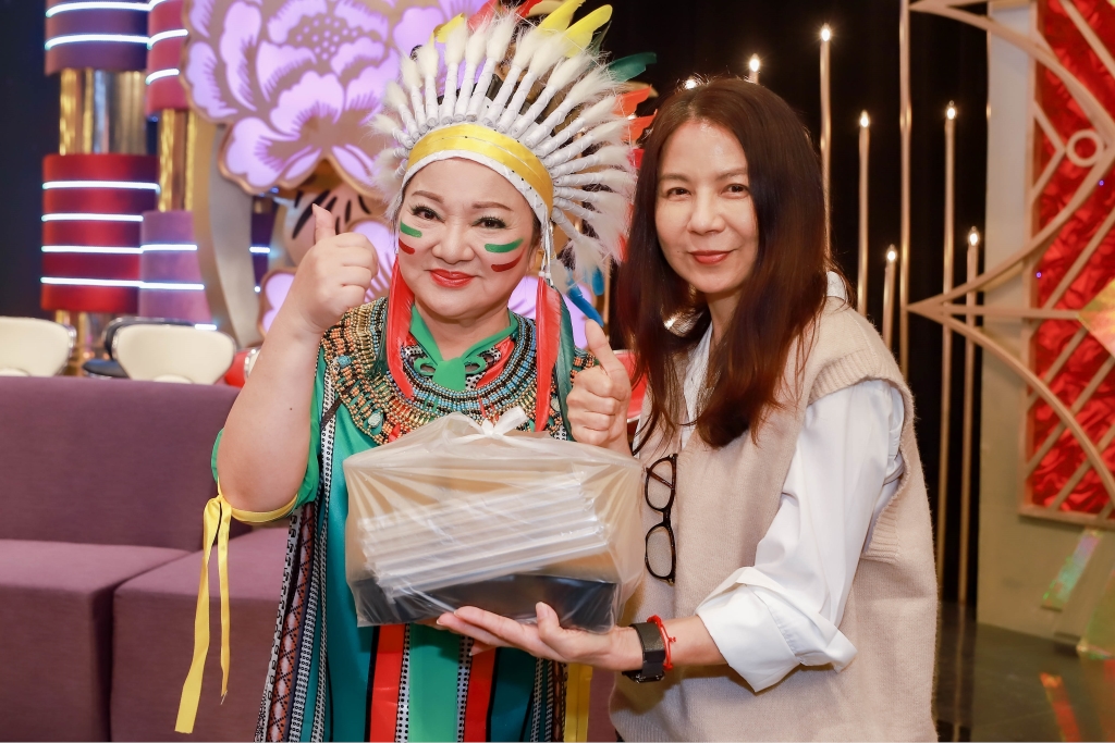 王牌製作人王珮華來探班！《超級冰冰Show》白冰冰喜曝合作計畫