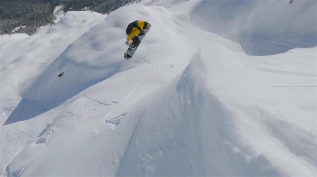 「自然選擇巡迴賽」拚高分　頂尖高手天然地形大秀絕技