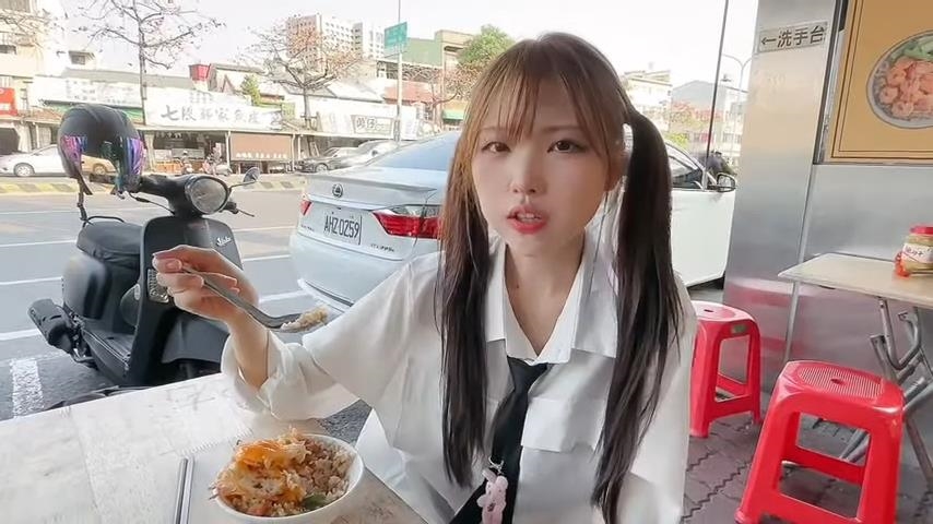 美女實況主帶路遊台南!「超軟萌奶音」介紹美食 網暴動:被可愛爆擊