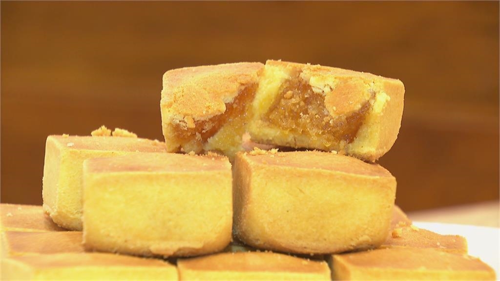 台灣超夯伴手禮「鳳梨酥」遇強敵！網友對比口感驚：「這國」有機會贏