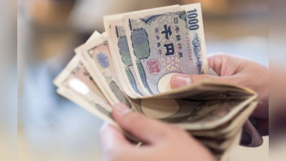 他ALL IN日圓「買在0.28」慘當韭菜　釣出一票苦主：終於有比我慘的