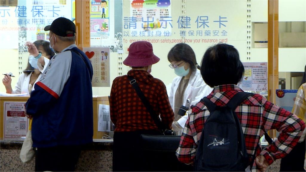 口罩令全面解除 醫療機構、老人福利機構5/19起鬆綁