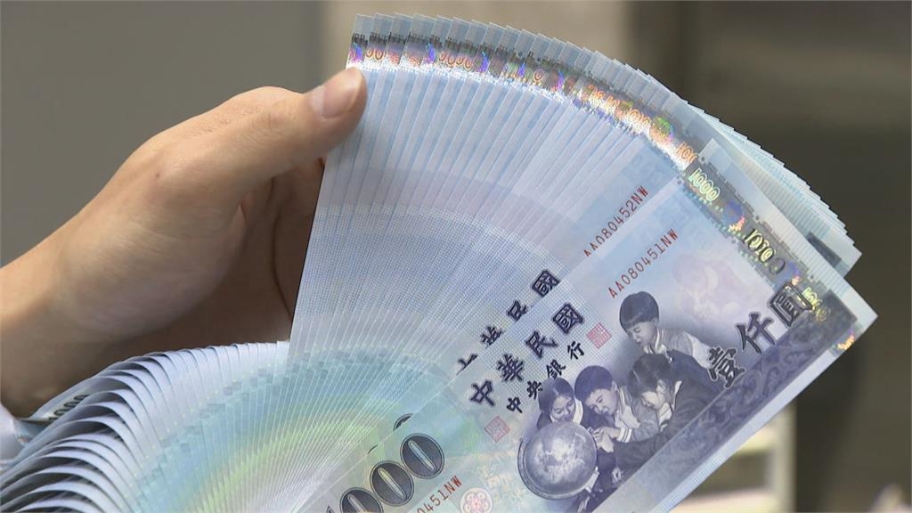 沒存錢還負債…38K北漂男曝真實慘況!「1開銷砸6000元」網邪笑:真奢侈