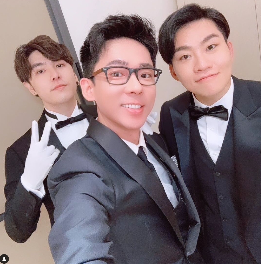 台灣三帥YTR變身「激帥黑執事」認不出!禁慾氣場大噴發…百萬人瘋看:我沒了