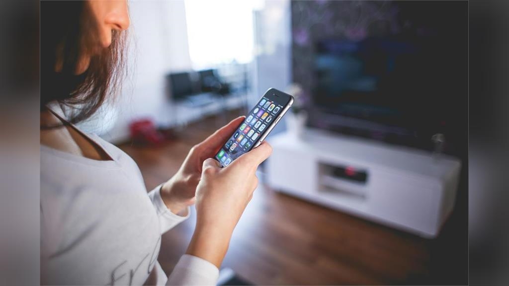 不只有SOS通話!iPhone內建「1功能」緊急時可救命 果粉讚:一定要設定 不只有SOS通話!iPhone內建「1功能」緊急時可救命 果粉讚:一定要設定