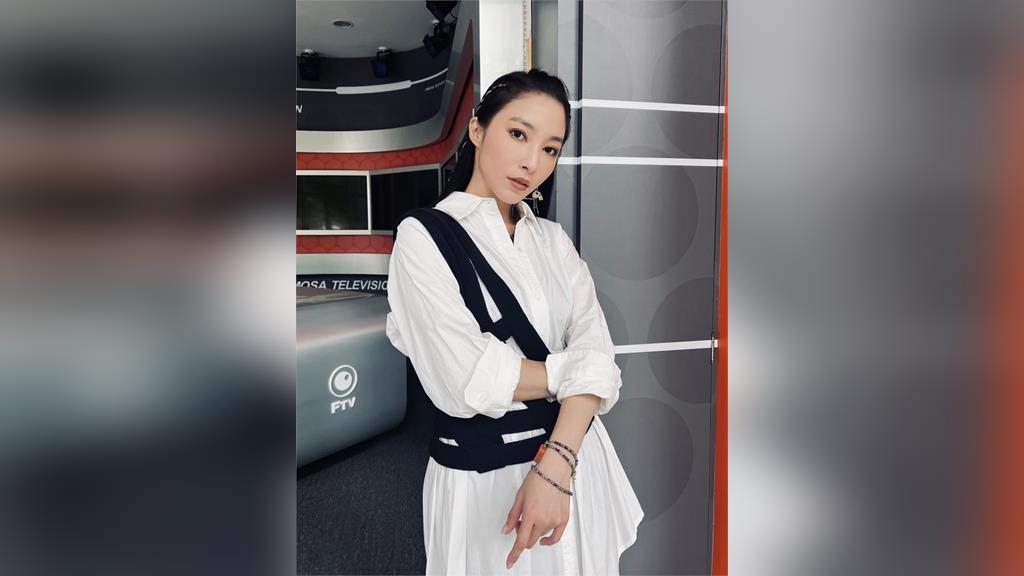真人版娜美張家瑋龐克風格回歸8點！ 帥氣做自己美到炸開