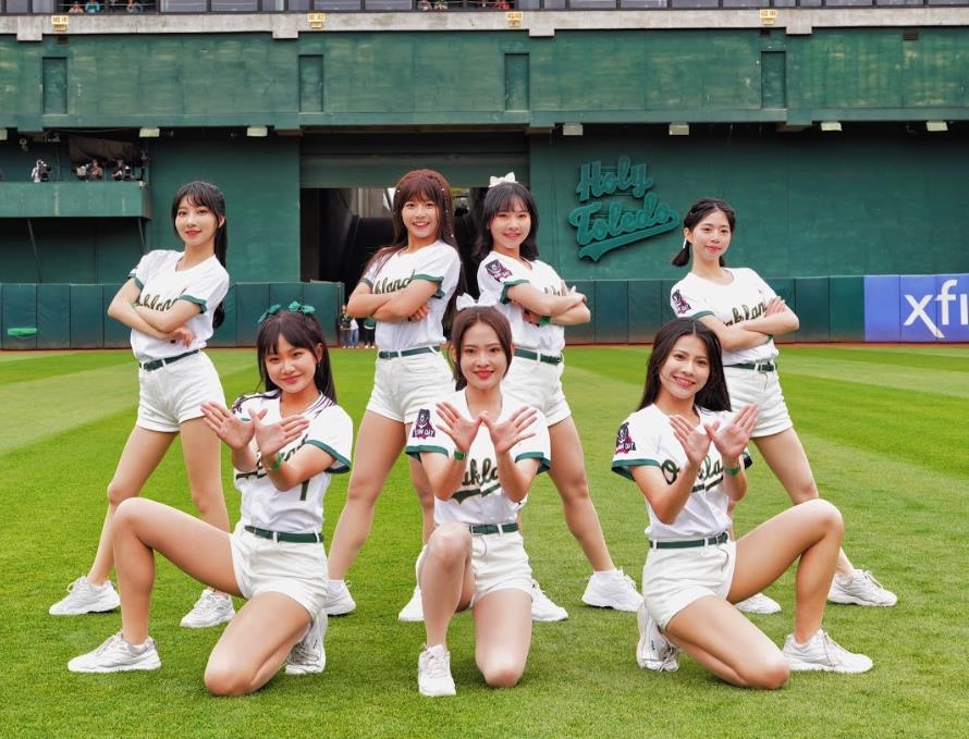 快新聞/3500個台灣人力挺! 2024舊⾦山台灣⽇「黃仁勳開球」嗨翻全場