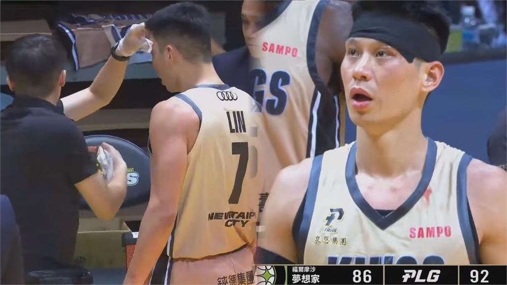 林書豪挺進冠軍賽又流血！頭纏黑紗布送走夢想家　賽後吐這句話全場笑翻