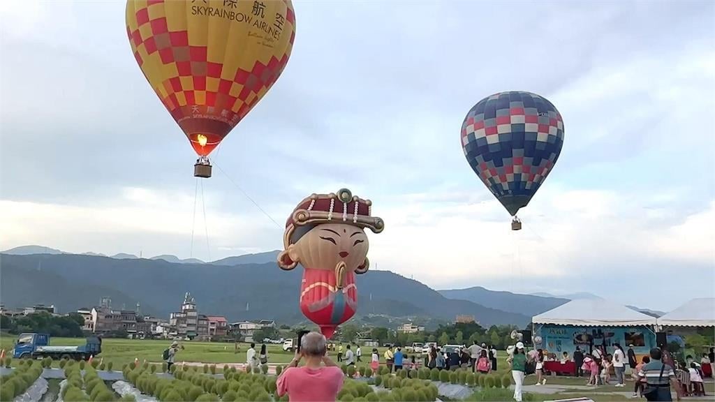 宜蘭冬山熱氣球嘉年華最後1天　逼真「Q版媽祖」吸引民眾搶拍