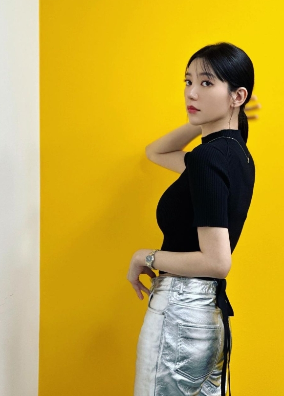 高鐵阿姨「暴瘦變竹竿」竟是郭雪芙!35歲真面目沒人認出…網傻眼:錯過了