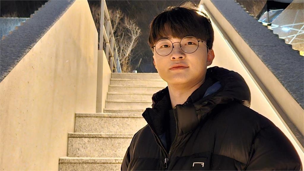 《英雄聯盟》T1狀態真的不好？Faker自曝「手傷還沒恢復」揭最新病況｜四季線上4gTV