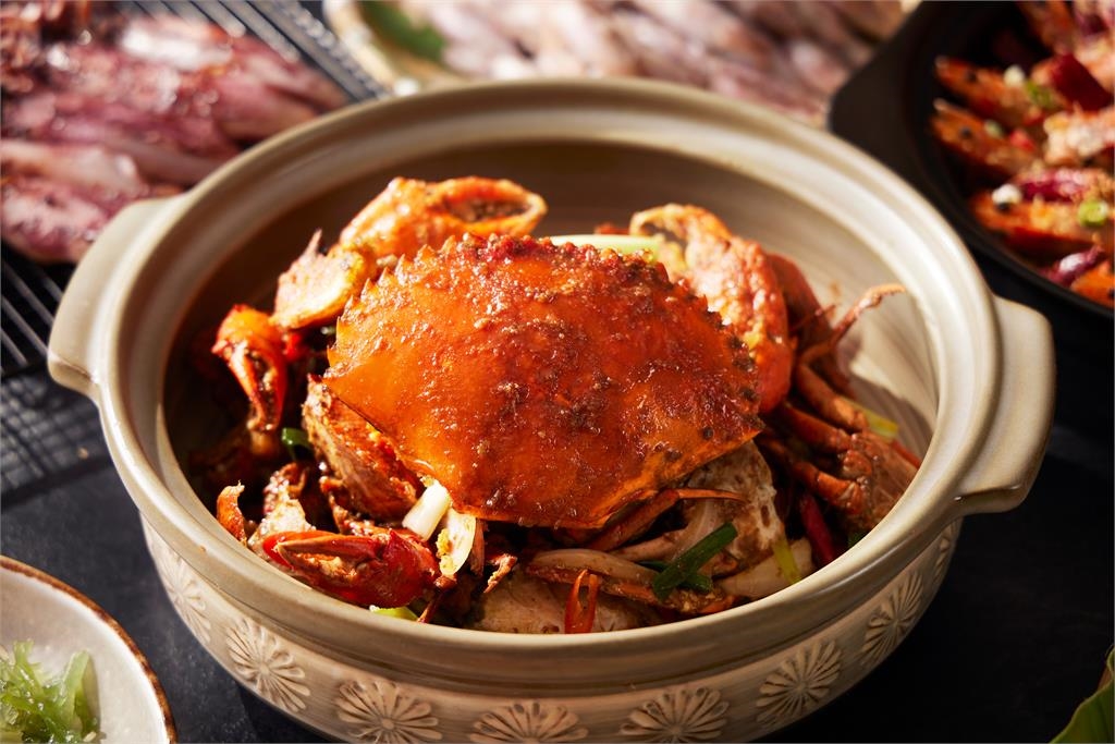 松葉蟹吃到飽!台北喜來登推「澎湖海鮮季」 加碼芒果季甜點