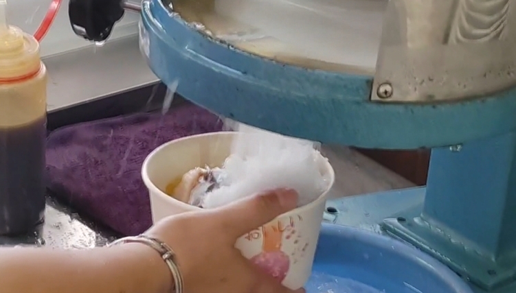 第二代接班冰廠變冰店 烏魚子霜淇淋 視覺.味覺雙衝擊