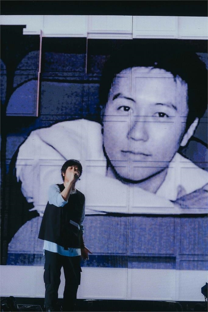 阿信帥氣嫩照曝光!認Energy是「頭號勁敵」:怎麼又跑來