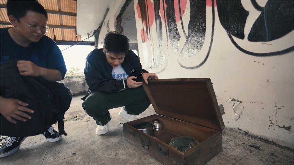 自助包場服務!放火入住廢墟生存3天 辛酸畫面流出:超糟的idea