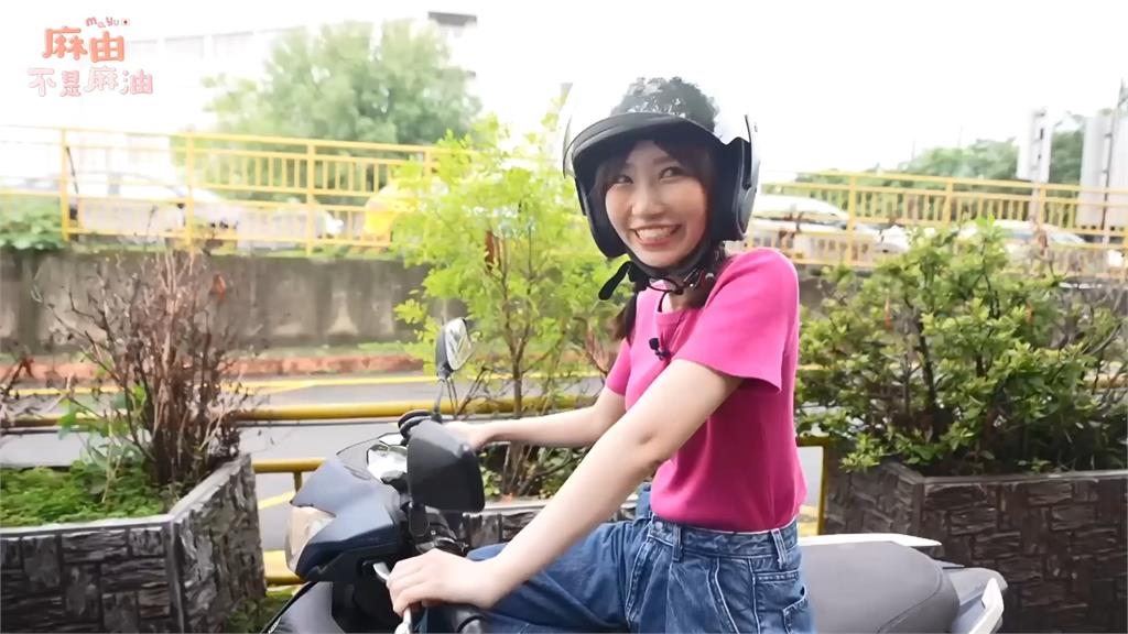 回日本當暴走族！櫻花妹在台練車不理解1點　曬駕照驚喊：以為沒過