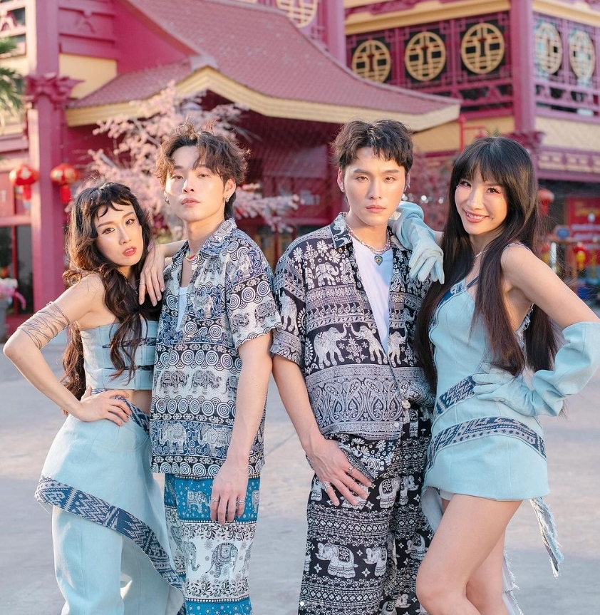 中國娃娃出道25年近況曝光!認了「醫美1部位」45歲真面目網嚇爛