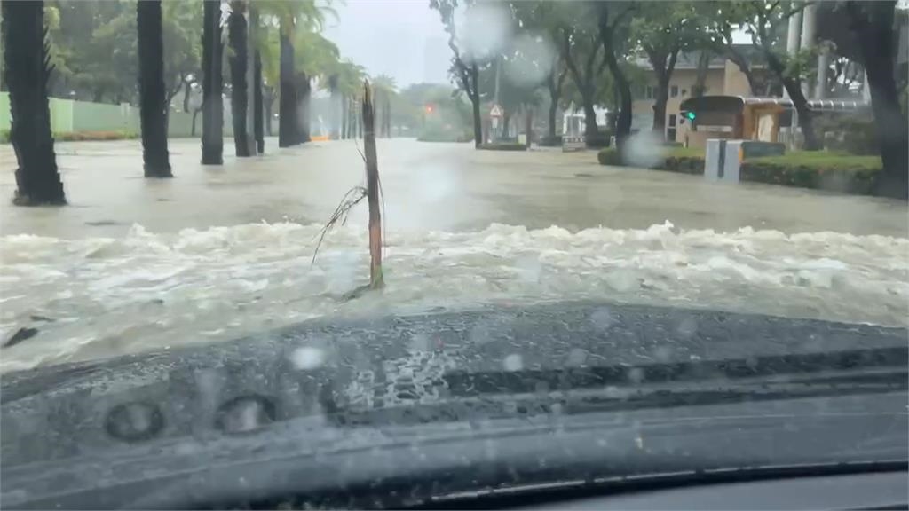 車輛泡水怎麼救? 維修廠提醒「水淹到這邊」立刻熄火