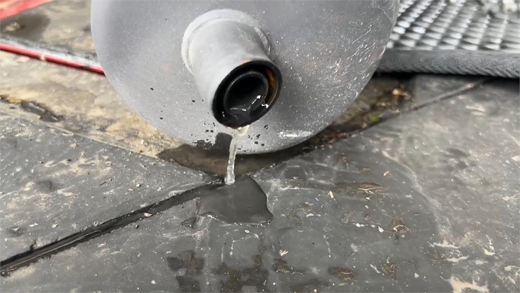 凱米淹出無數「泡水車」 高雄機車行維修「忙爆」