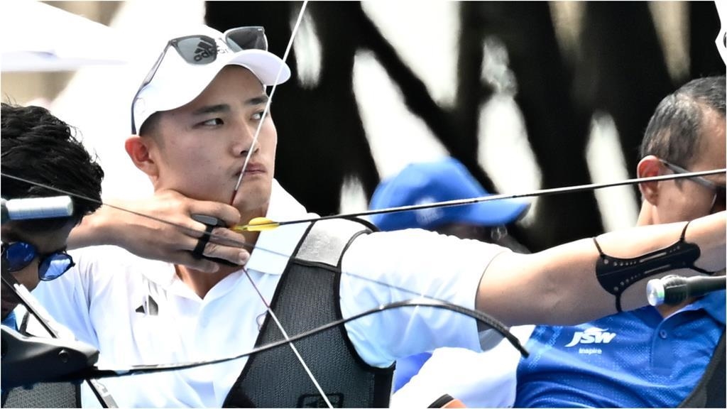 巴黎奧運/殘念!林子翔射箭0比6「不敵南韓名將金優鎮」止步32強 巴黎奧運/殘念!林子翔射箭0比6「不敵南韓名將金優鎮」止步32強