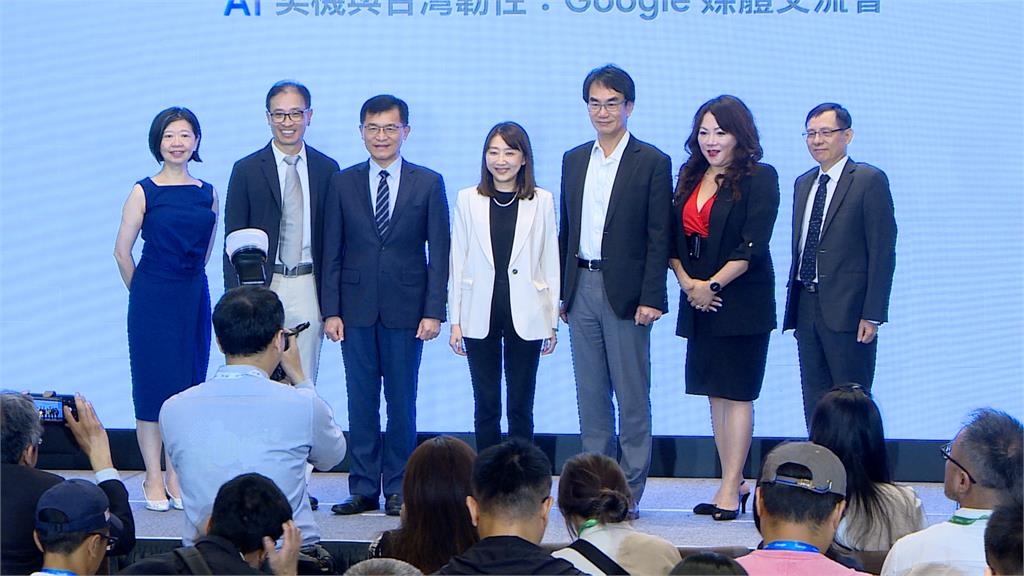 電腦比人腦強太多！1秒讀完1500頁文件AI將掌握台3.2兆經濟效益