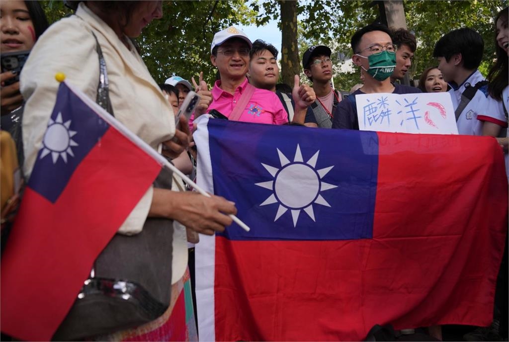 幕後/鍍金成台灣之光!賴總統凌晨親致電麟洋配 笑喊:應全國放假一天