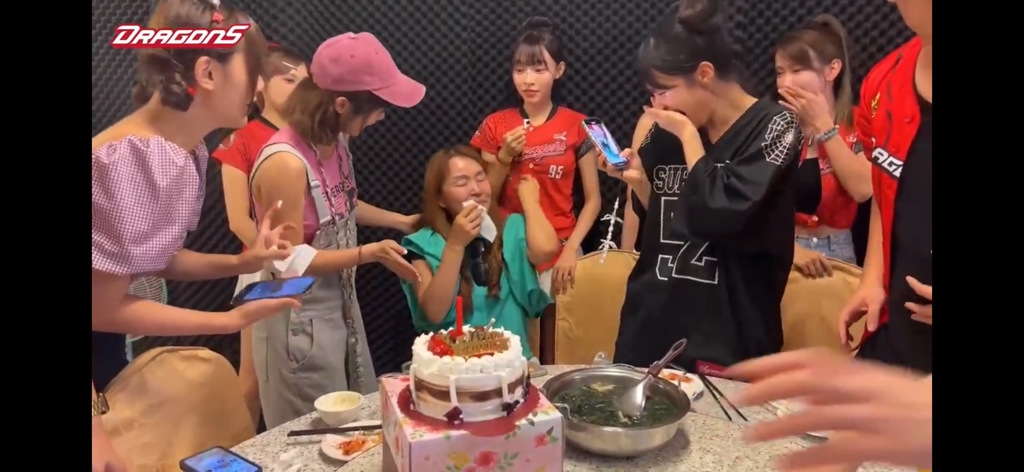 李多慧慶生超仙媽媽「凍齡美照」流出!來台看見「這食物」感動落淚