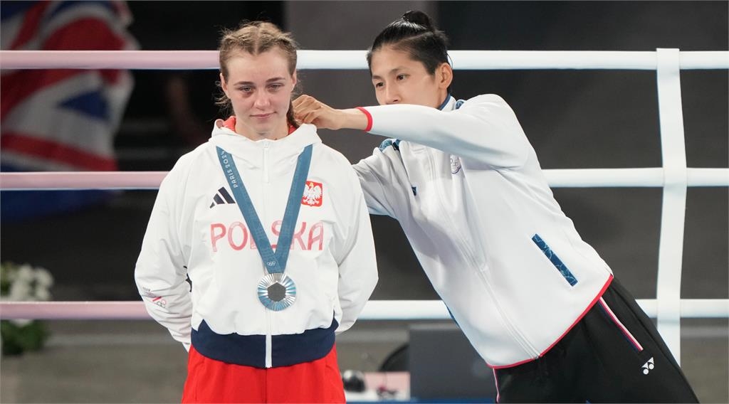 波蘭女將賽前還偷臭!林郁婷上台「暖心1舉動」網看哭:這就是台灣人氣度