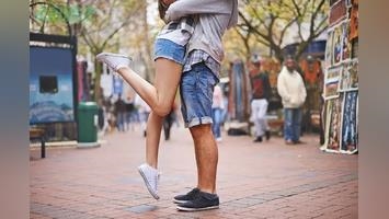 熱戀期智商下降變愛情傻子？腦部研究揭露1現象：讓你失去理智又焦躁