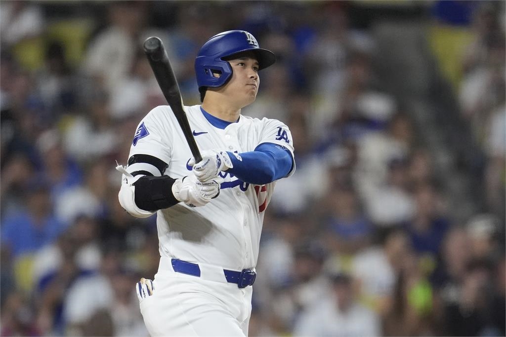 MLB(影)/大谷小心了!國聯全壘打王追兵又開轟 而且還能挑戰打擊三冠王