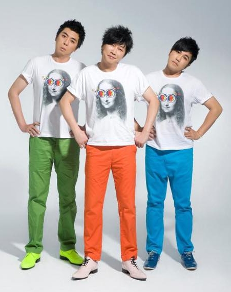 趙正平證實與「小22歲空姐嫩妻」登記了！霸氣寵妻喊：房子都寫她名字