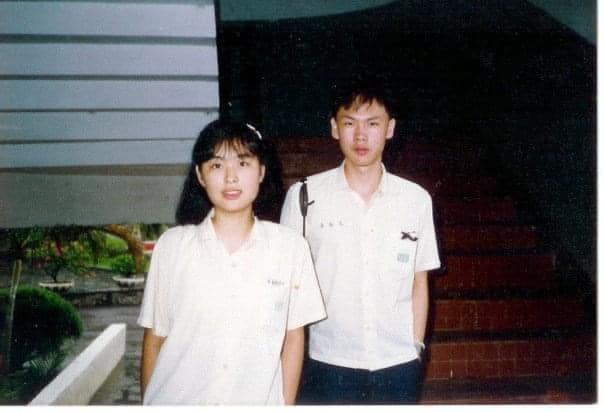 賈永婕高中校花照「旁邊竟是王兆杰」!親曝「10年後初吻」同1場景