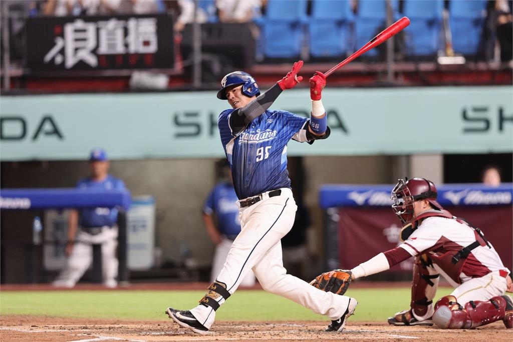 中職/連張育成也沒破蛋!悍將本季第四棒居然沒人開轟 最會打的是新軍