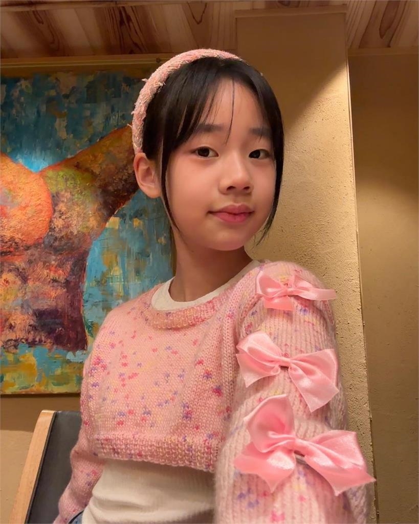 李珠珢國中0修圖「撞臉許老三」！2關鍵被抓包網認：底子不差