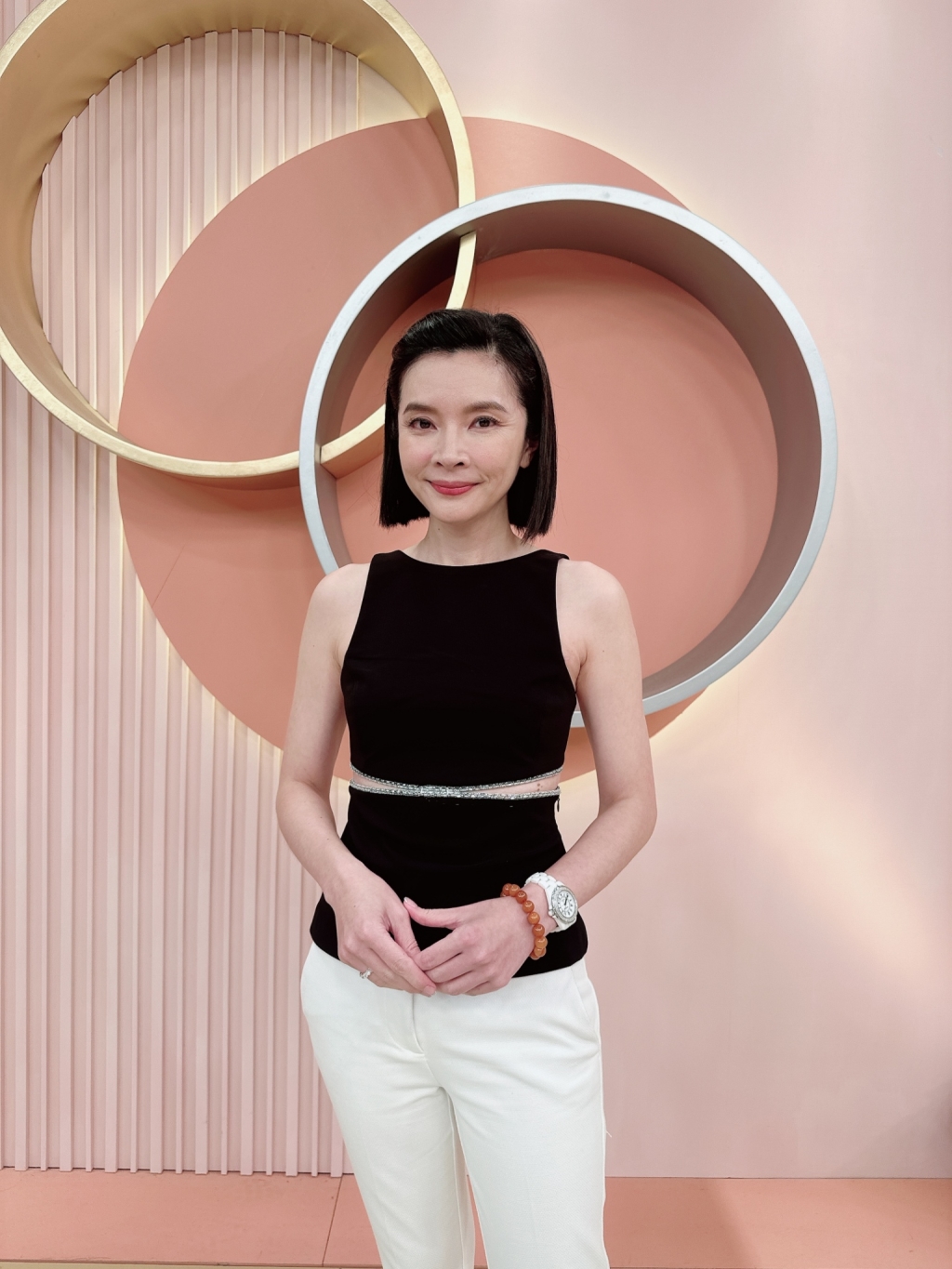 《姊妹亮起來》禹安工作到半夜看到孩子作業驚呆？！挖起來重寫