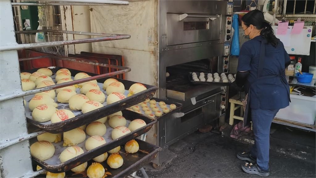鳳山神秘月餅攤 手工月餅一年只賣14天飄香30年