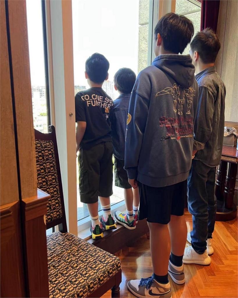 林志穎愛子Kimi「正面照」罕曝光!15歲身高超過老爸網驚呼:逆轉基因