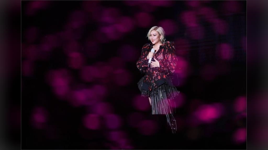 張惠妹又被爆婚訊「男友Sam首發聲」！　心疼喊：請不要再傷害阿妹