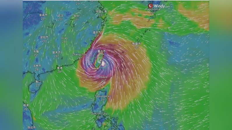 康芮搶灘上岸「海空驚天反差」被直擊!暴風雨前「一抹橘」劃破天際 康芮搶灘上岸「海空驚天反差」被直擊!暴風雨前「一抹橘」劃破天際