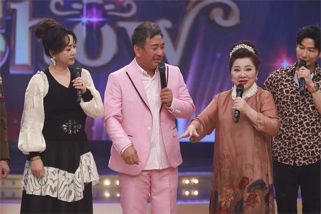 《超級冰冰Show》王中平大唱英文歌Show絕活！秀蘭瑪雅廁所遇白冰冰直接開會