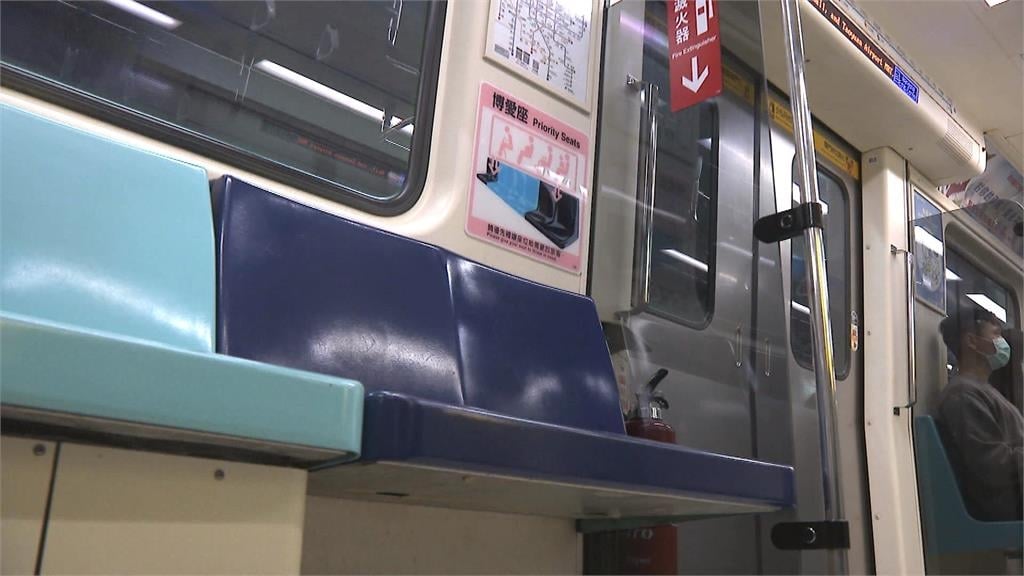 北捷籲「扶梯兩側皆可站立」…掀兩派戰爭！網揭「1類人」才是最討厭的