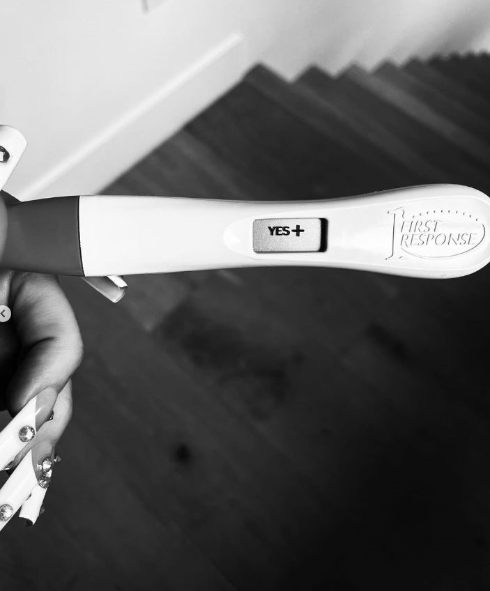 《變形金剛》梅根福克斯升格4寶媽！與機關槍凱利歷經分合「開花結果」