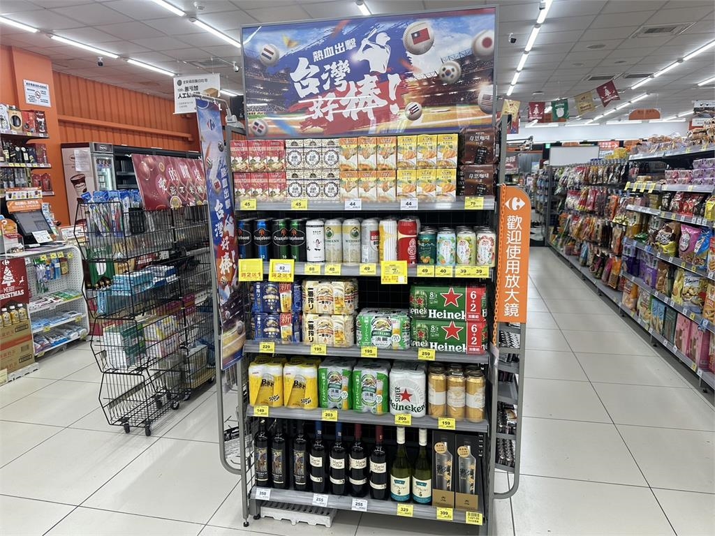 為中華隊加油！家樂福近百款零食推出優惠活動